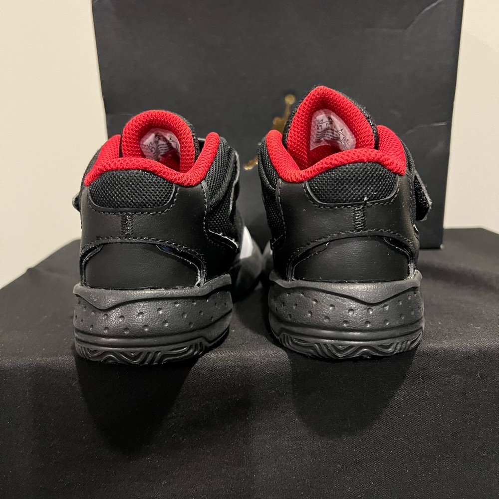 Jordan Max Aura 4 (TD)-size 9c - Picture 4 of 11